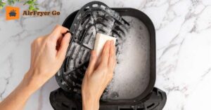 How to Clean Air Fryer: Best Methods, Hacks and Tips
